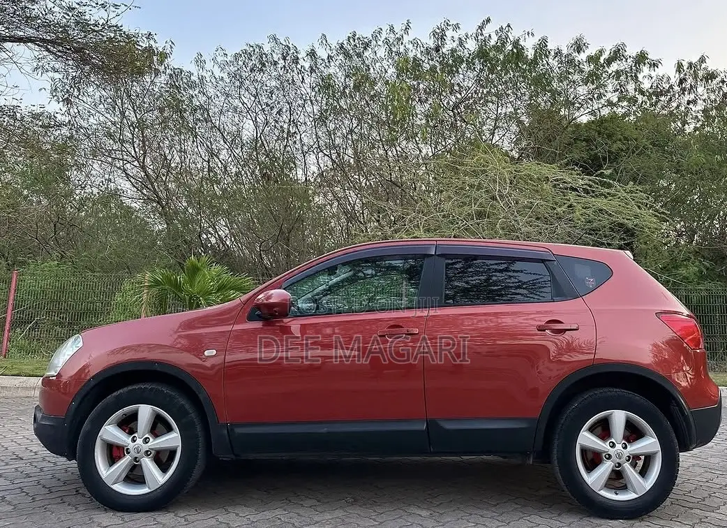 Nissan Dualis 2008 Maroon