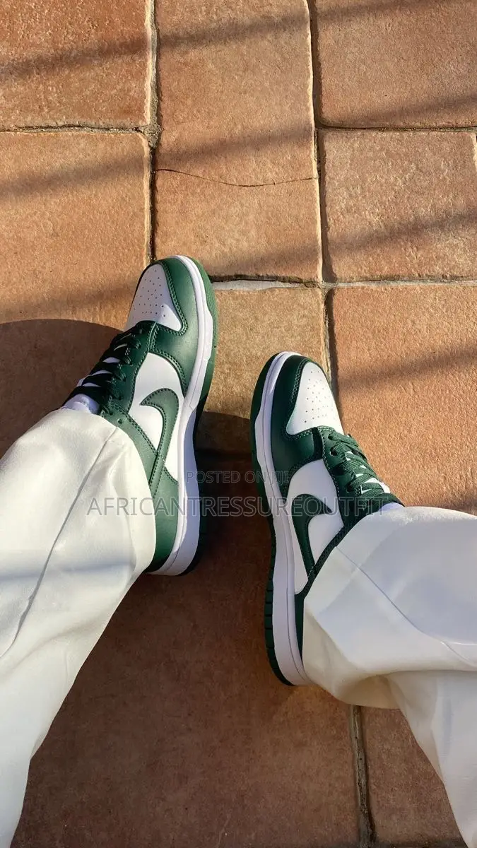 Nike Sb Collection Available Premium Sneakers Available