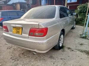 Toyota Carina 1.5 FWD Sedan 2000 Silver