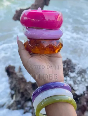 Trending Resin Bangles
