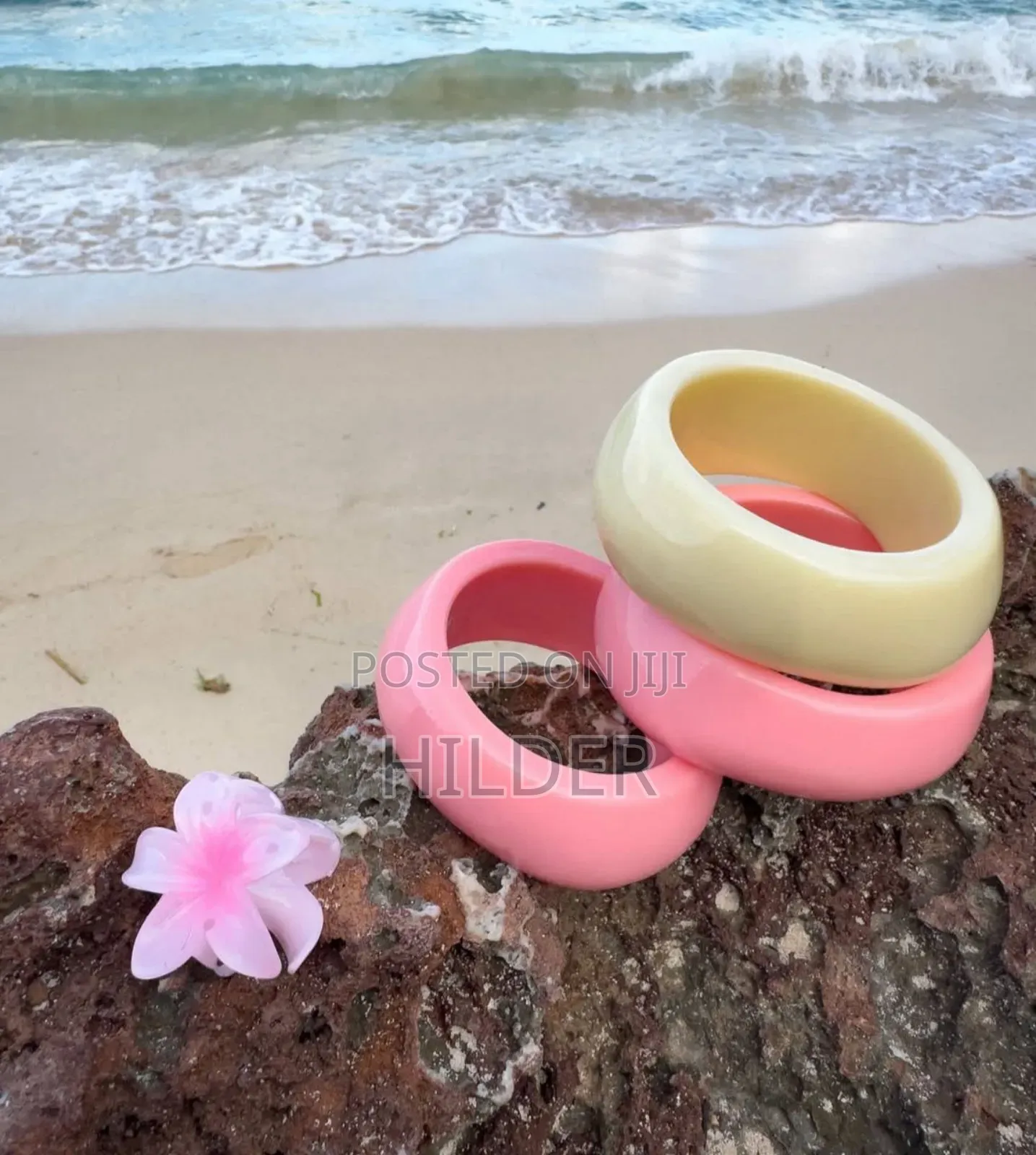 Trending Resin Bangles