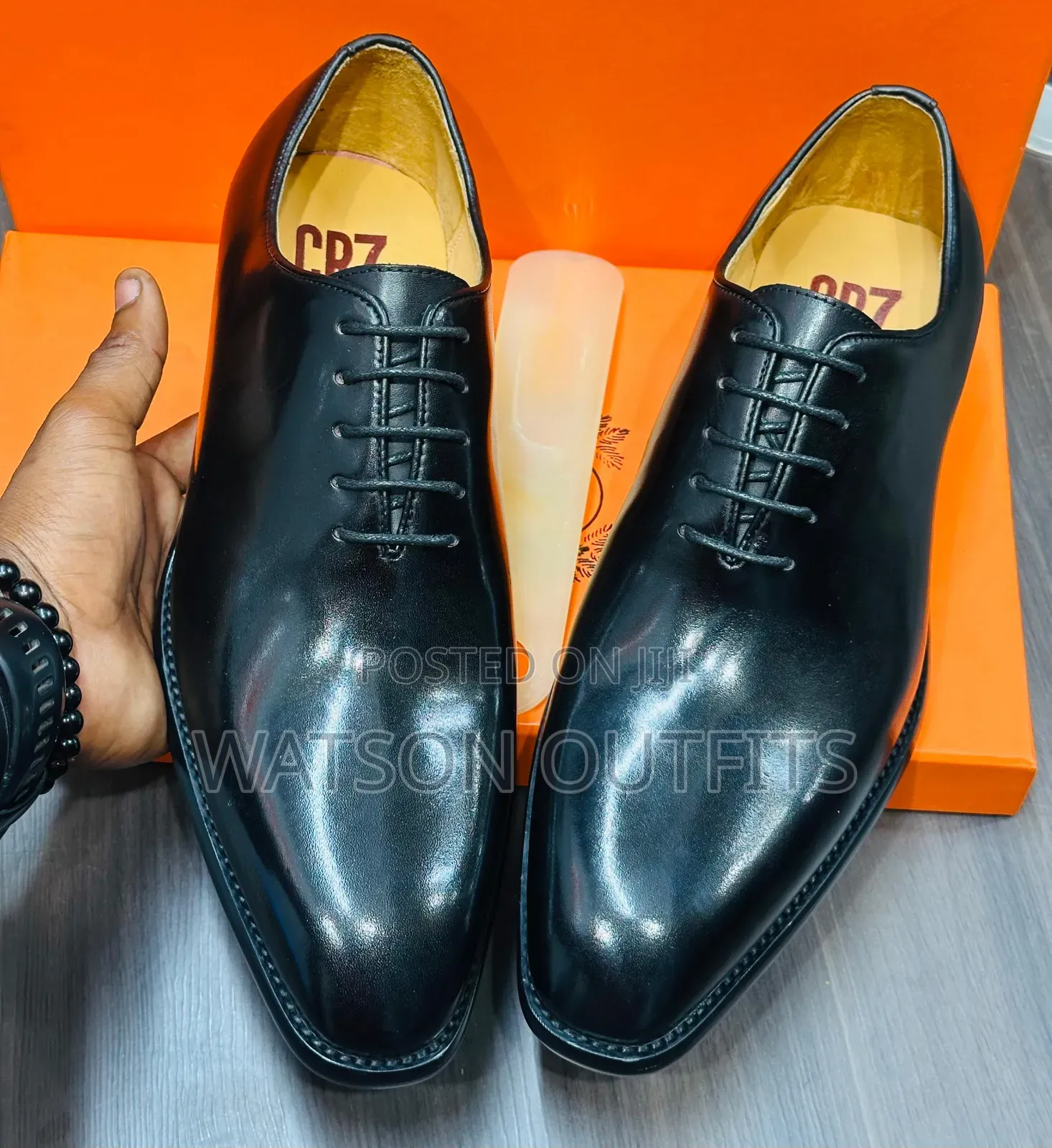 Moccasin Shoes Very Official or Viatu Vya Ngozi Halisi