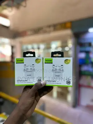 Mango Earpods