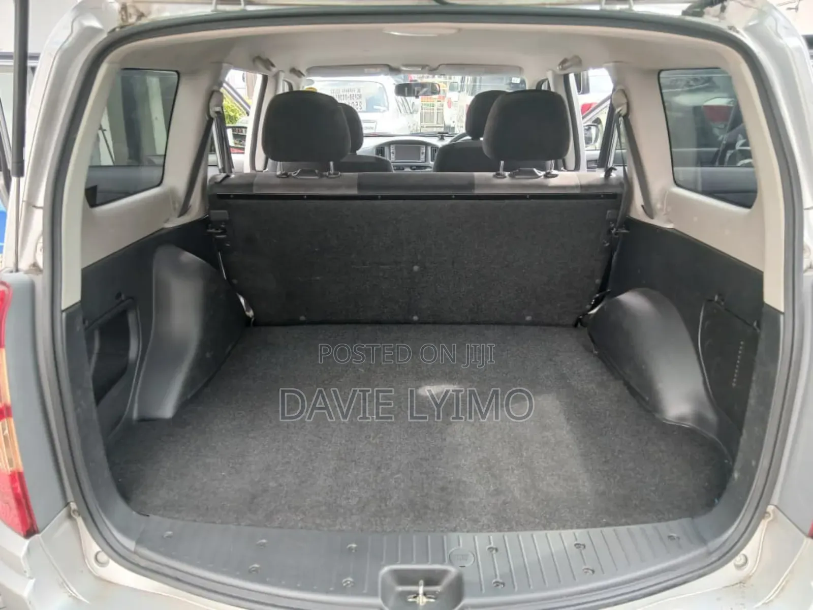Toyota Succeed 2004 Silver