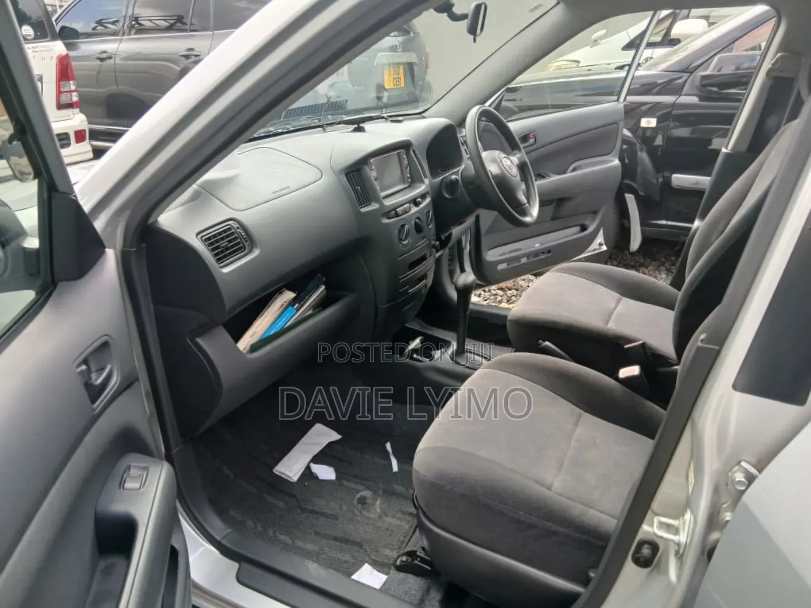 Toyota Succeed 2004 Silver