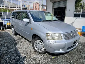 Toyota Succeed 2004 Silver