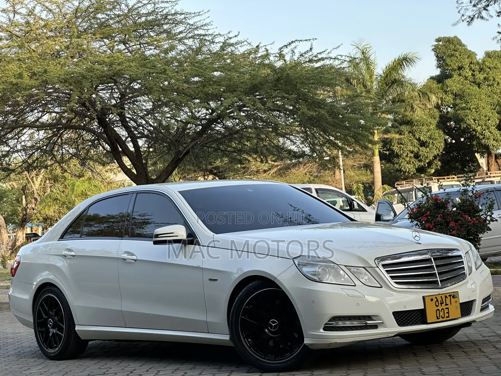 Mercedes-Benz E250 2012 White