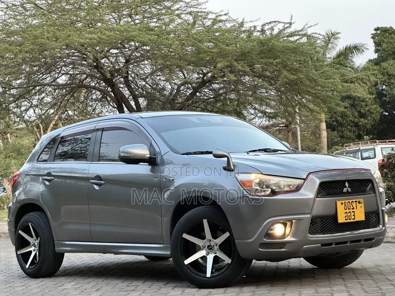 Mitsubishi RVR 2010 Gray