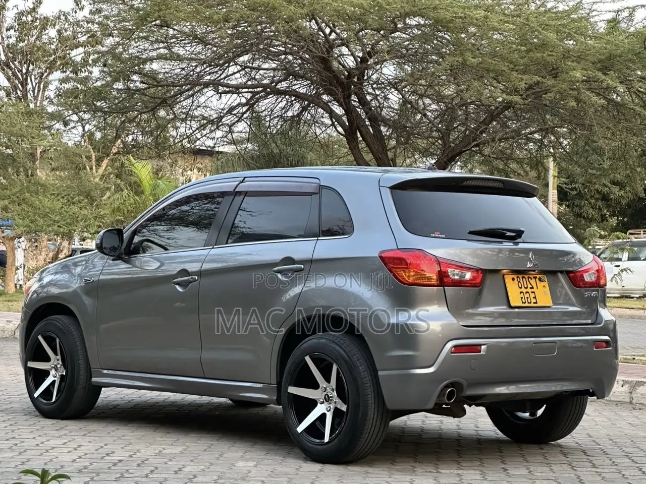 Mitsubishi RVR 2010 Gray