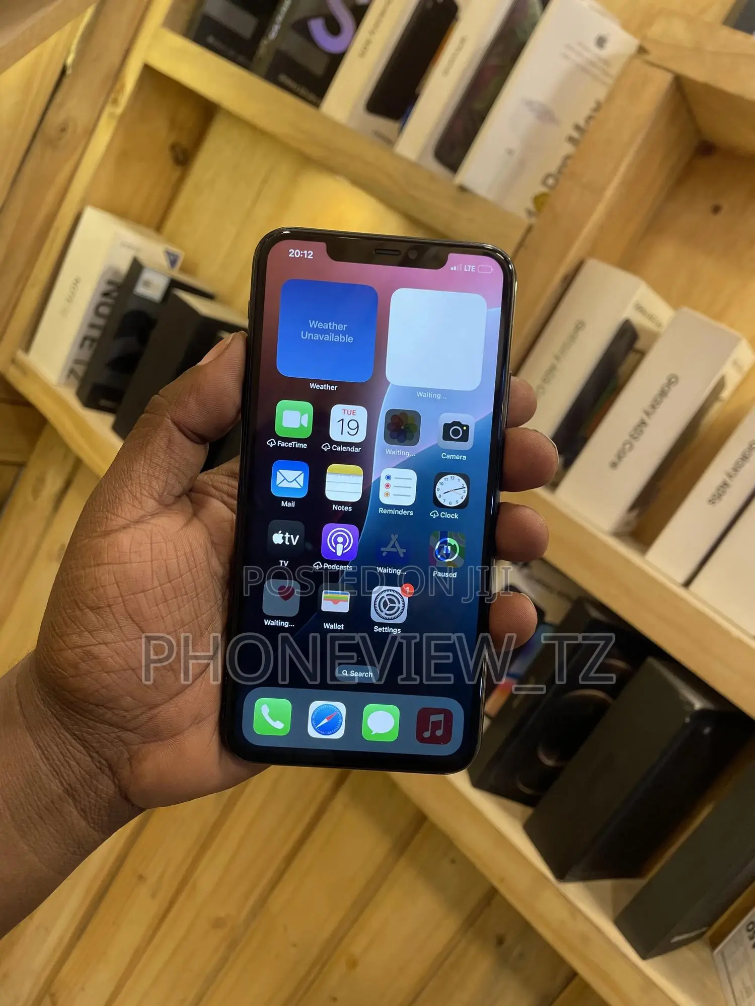 Apple iPhone 11 Pro Max 64 GB Green