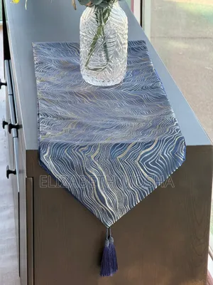 Table Runner* Size: (200*33)
