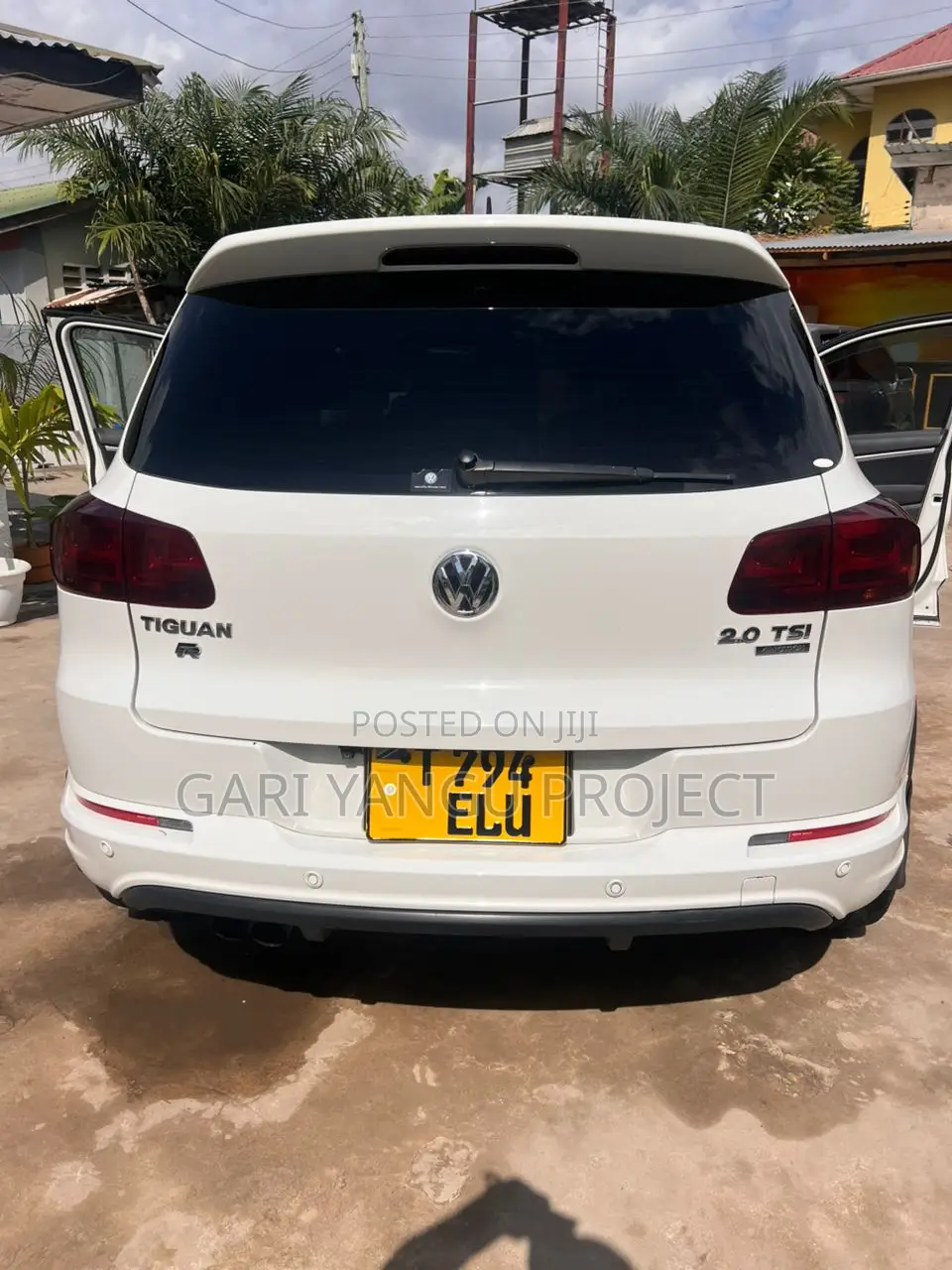 Volkswagen Tiguan 2012 Pearl