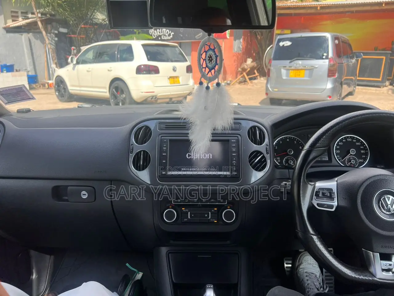 Volkswagen Tiguan 2012 Pearl