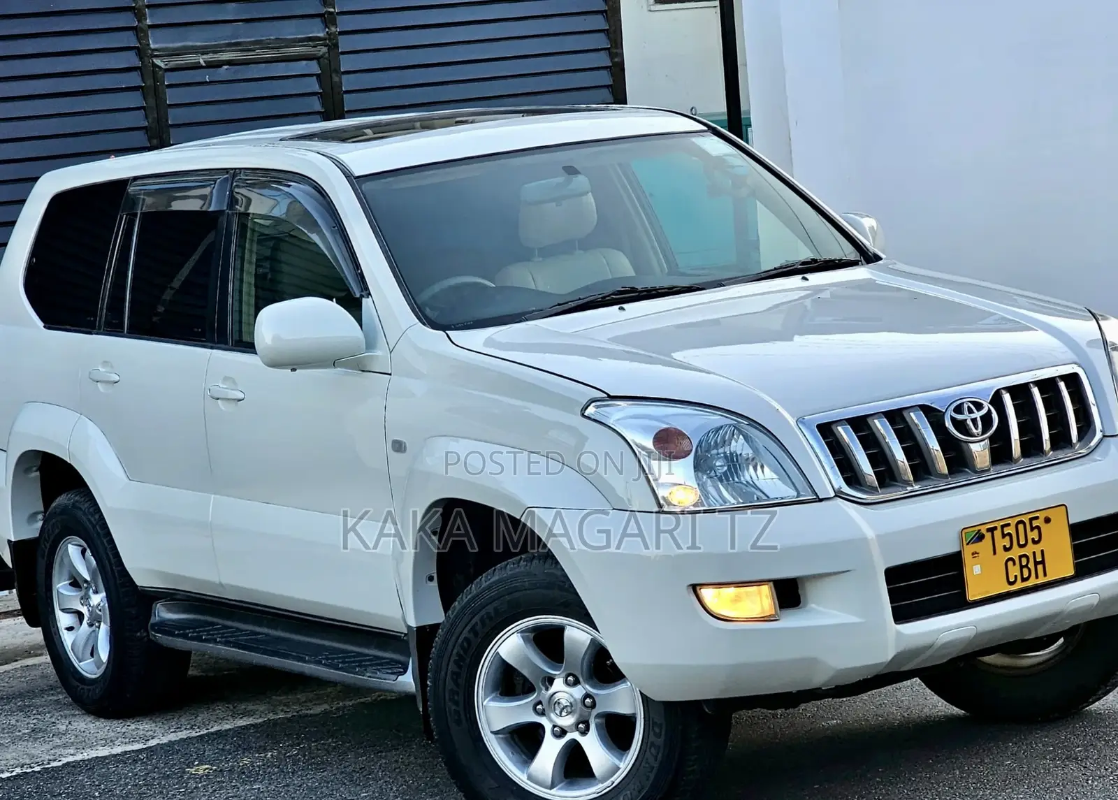 Toyota Land Cruiser Prado 2005 White