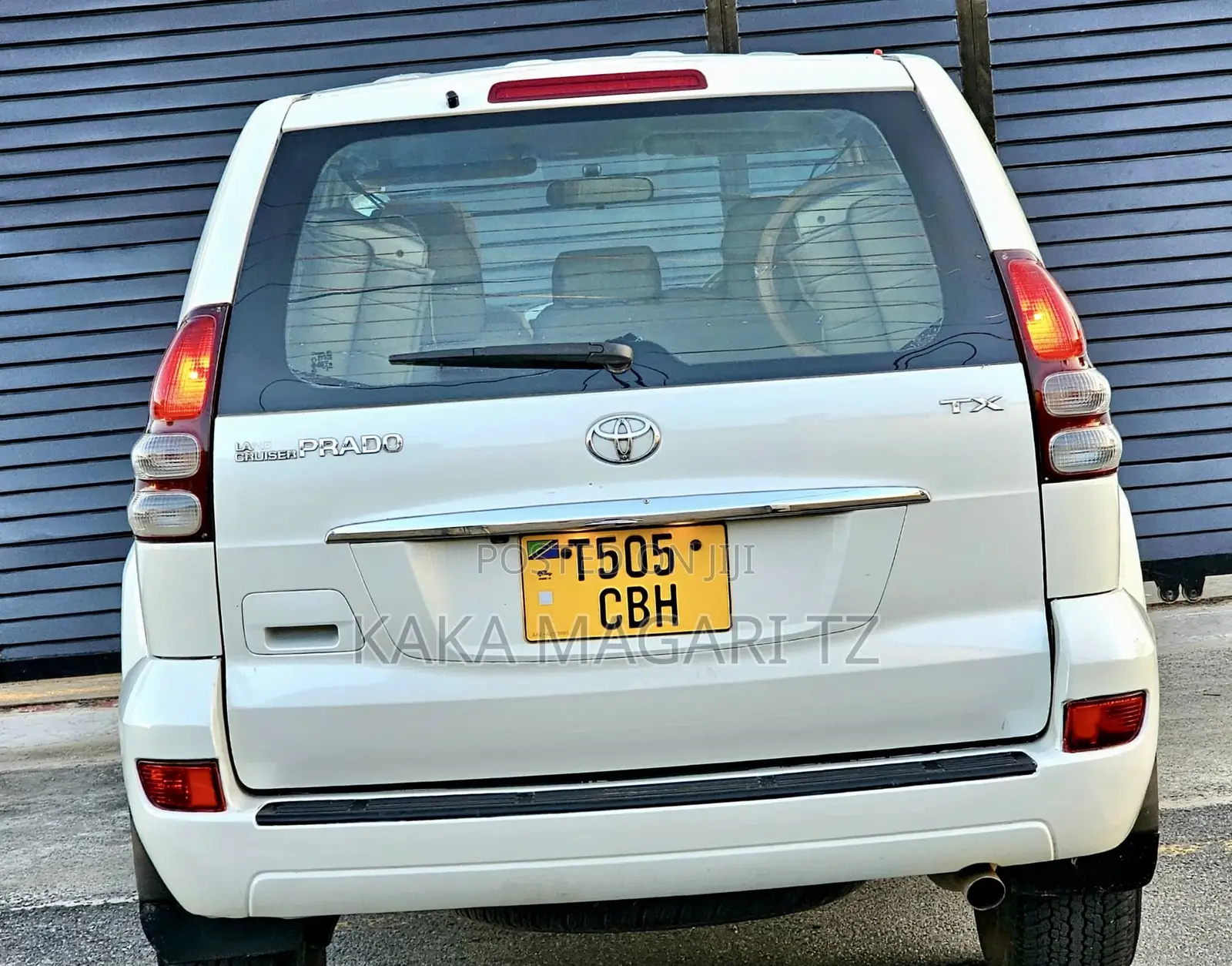Toyota Land Cruiser Prado 2005 White