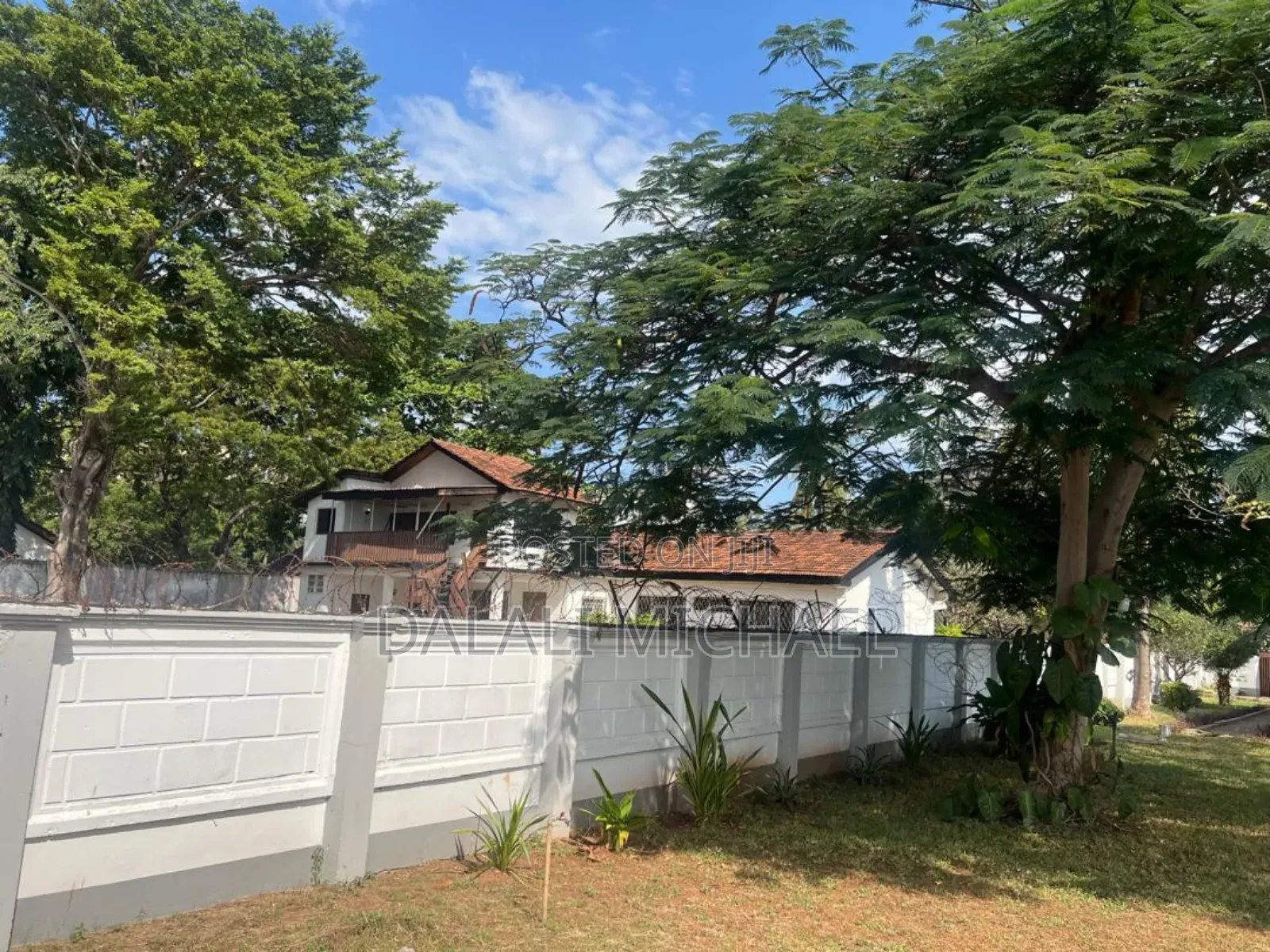 Plot for Sale 3400 SQMS