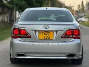 Toyota Crown 2009 Silver