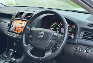 Toyota Crown 2009 Silver