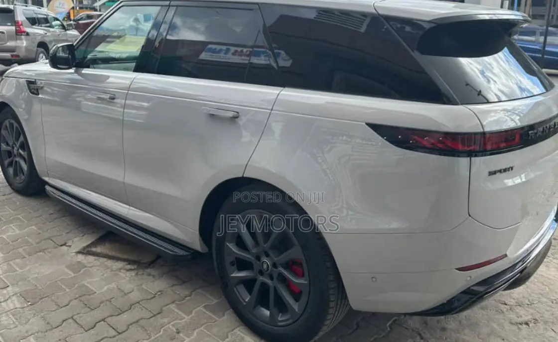Land Rover Range Rover Sport 2022 White