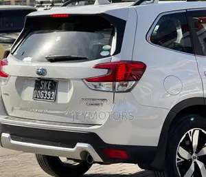 Subaru Forester 2019 White