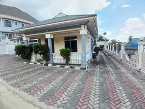 3bdrm House in Mchakama, Mbezi for sale