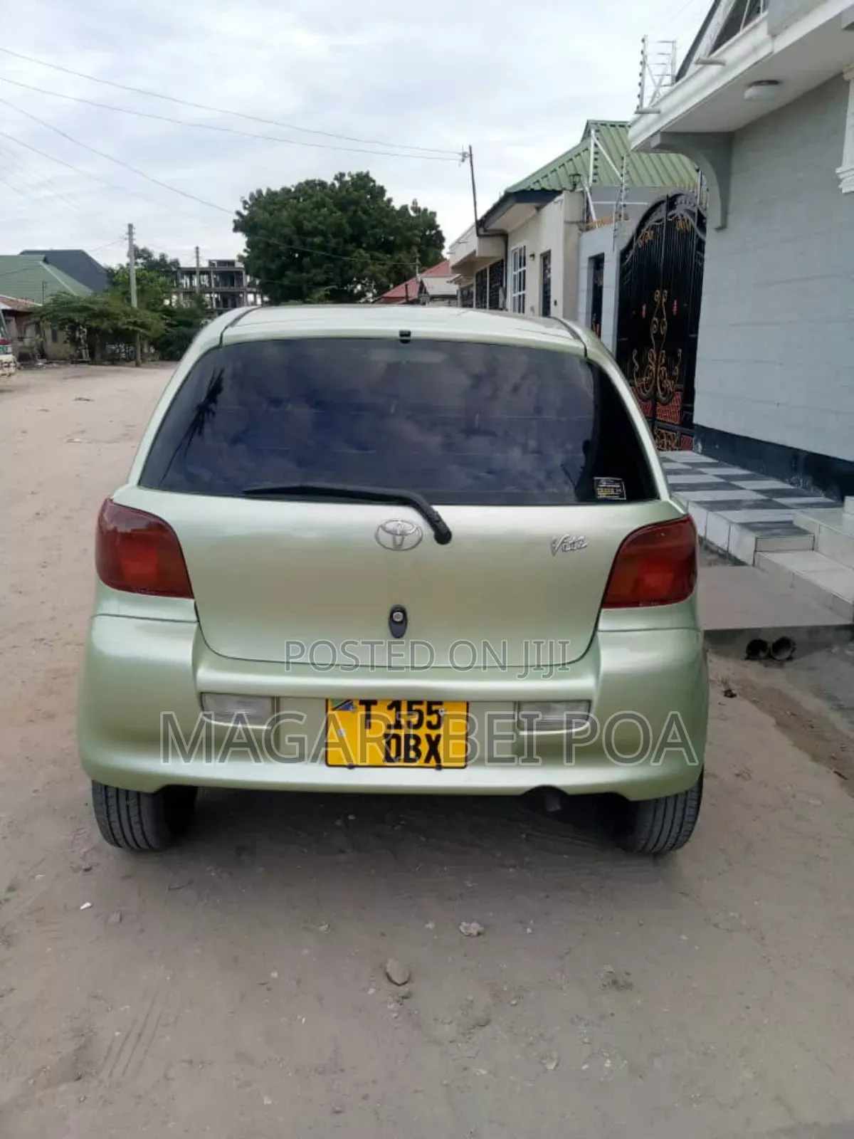 Toyota Vitz 2005 Beige