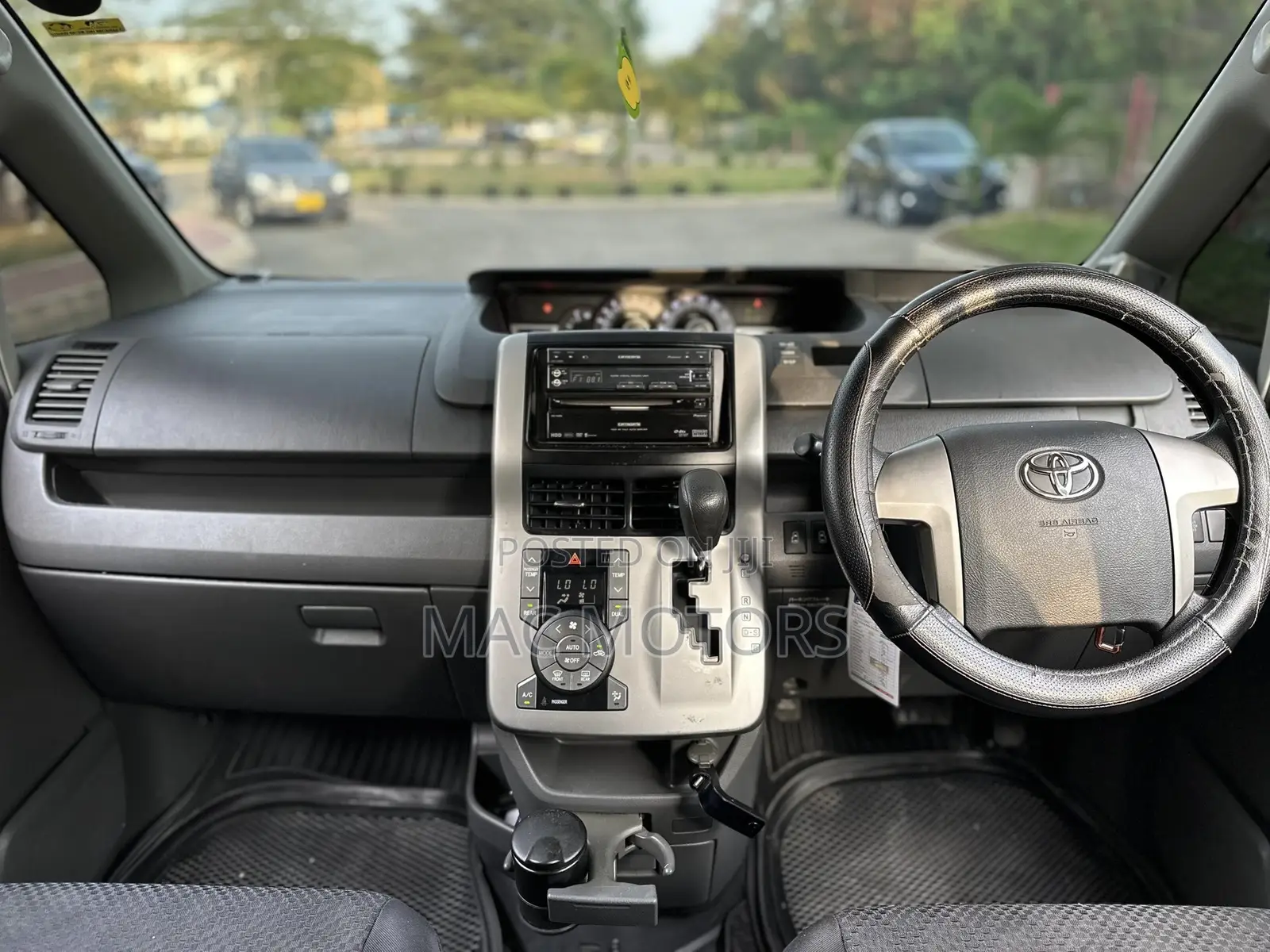 Toyota Noah 2008 Black