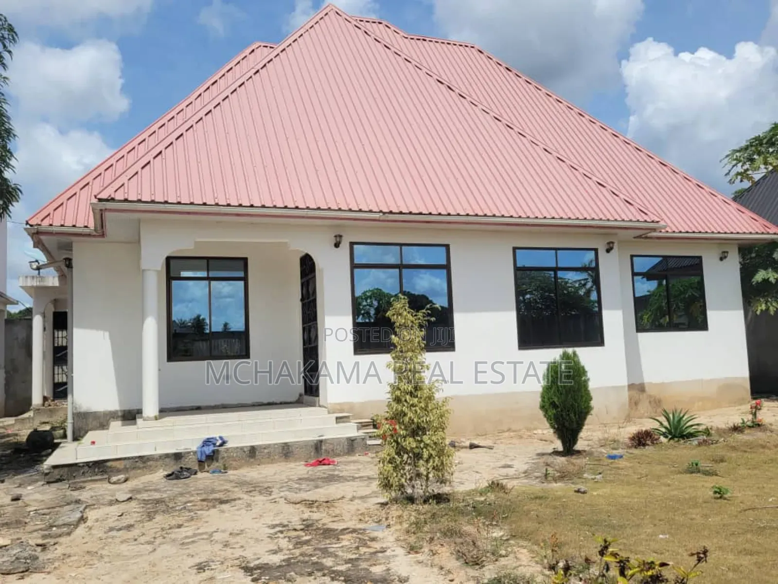 3bdrm House in Mchakama, Vianzi for sale