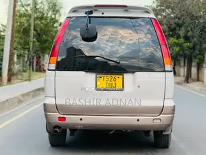 Toyota Noah 2.0 FWD (8 Seater) 2001 Pearl