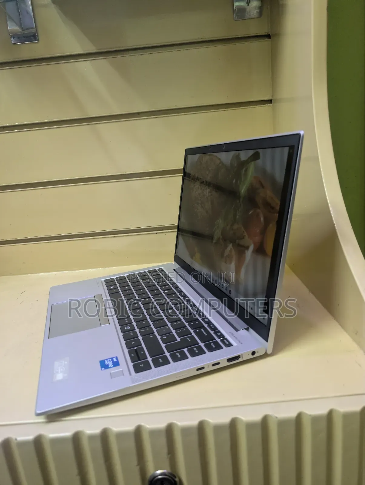 Laptop HP EliteBook 830 G8 16GB Intel Core I5 SSD 256GB