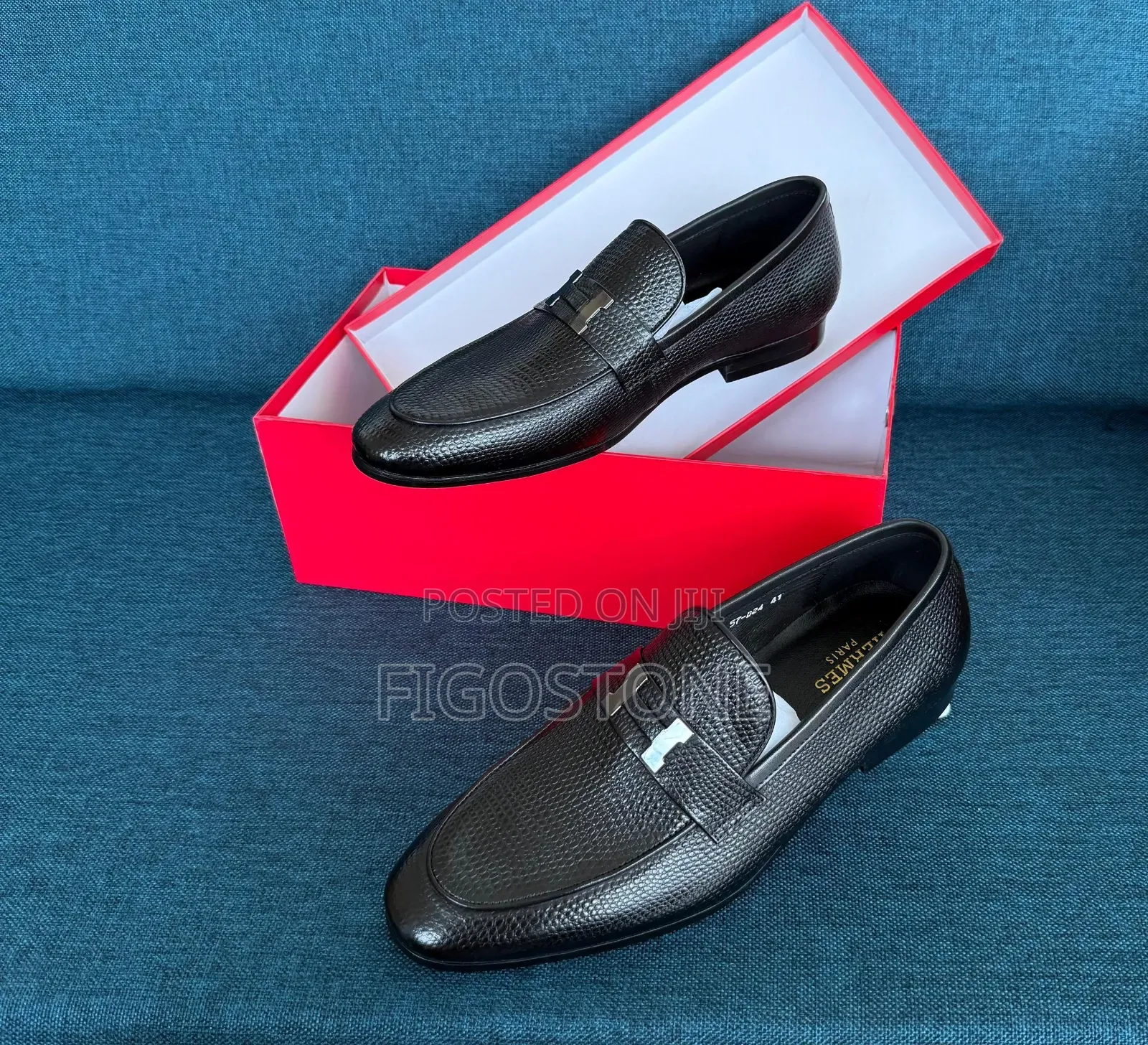 Black Hermes Moccasin