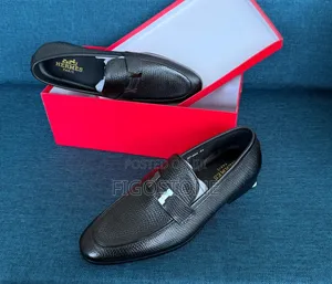 Black Hermes Moccasin