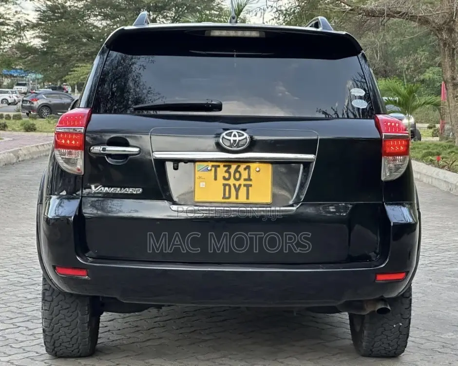 Toyota Vanguard 2010 Matt Black