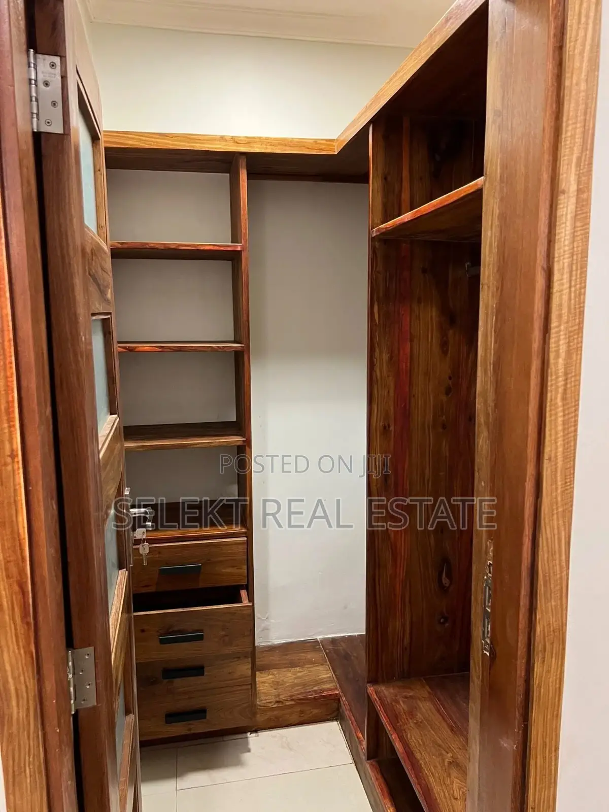 Furnished 3bdrm Apartment in Masaki for rent