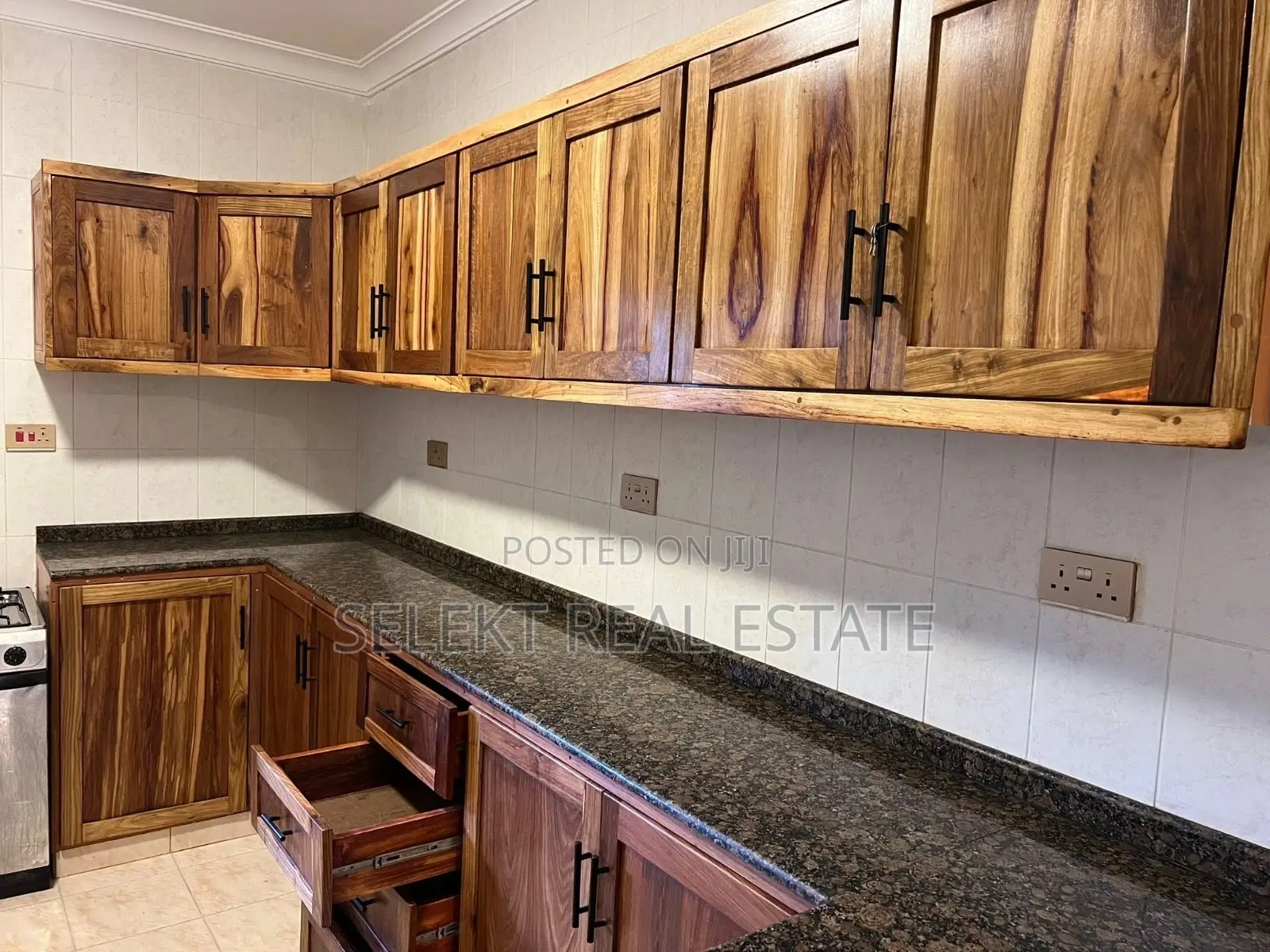 Furnished 3bdrm Apartment in Masaki for rent