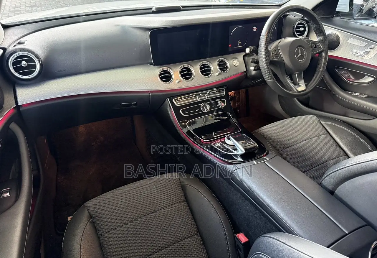 Mercedes-Benz E220 2016 Pearl
