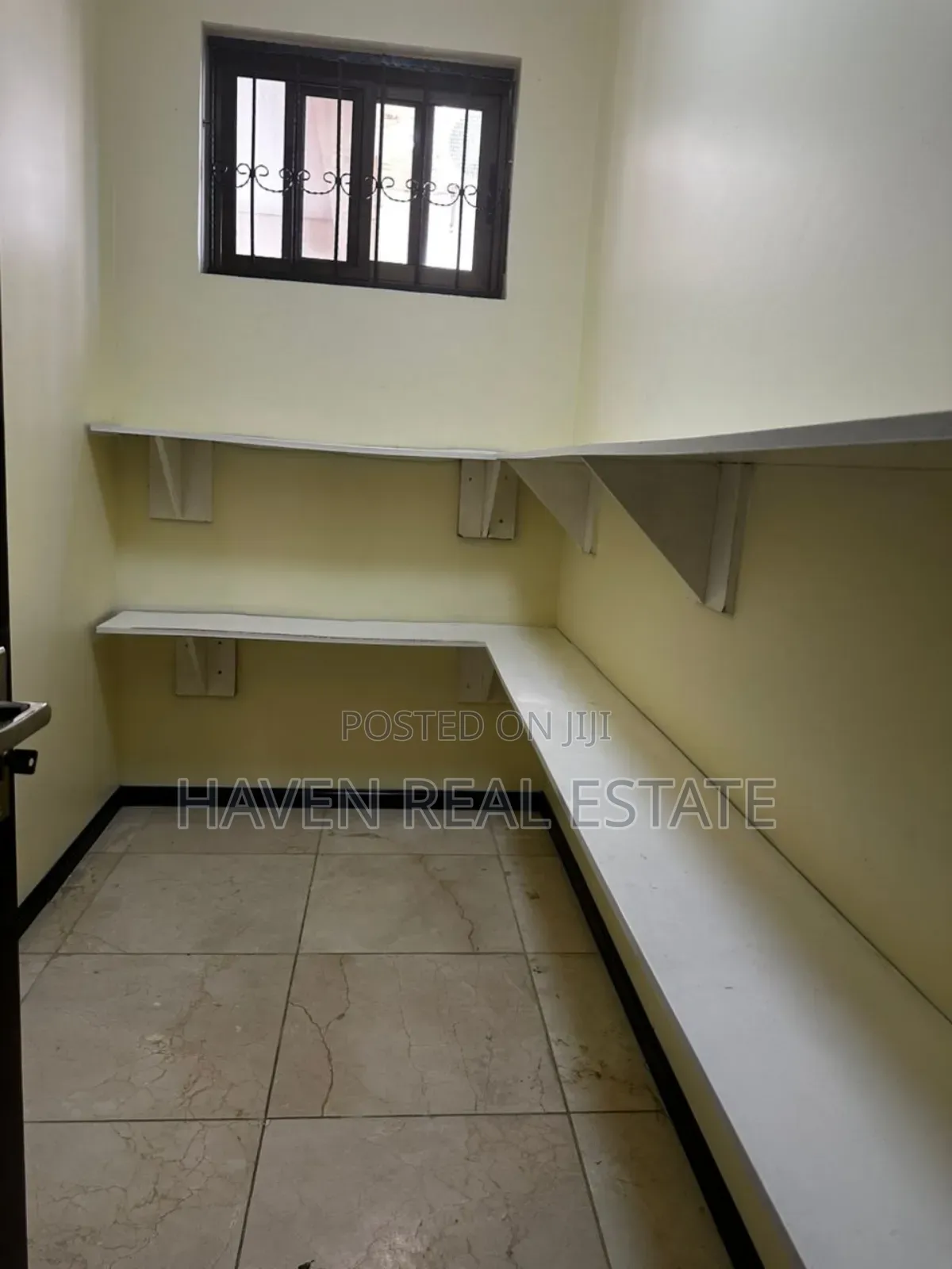 Furnished 4bdrm Villa in Masaki for rent
