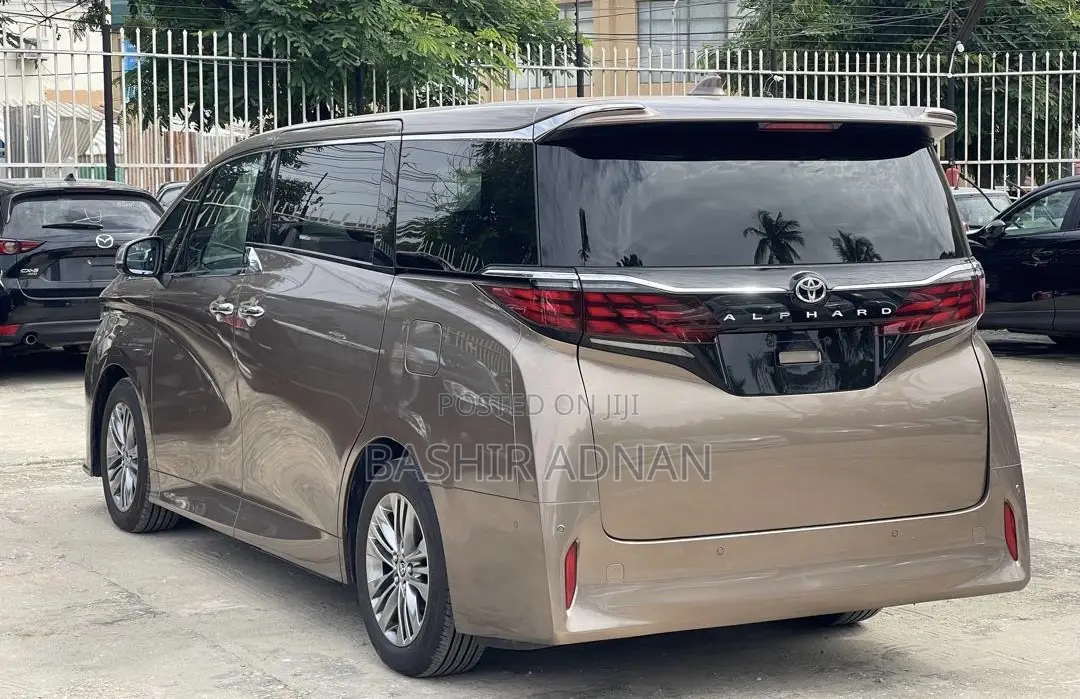 New Toyota Alphard 2024 Gold