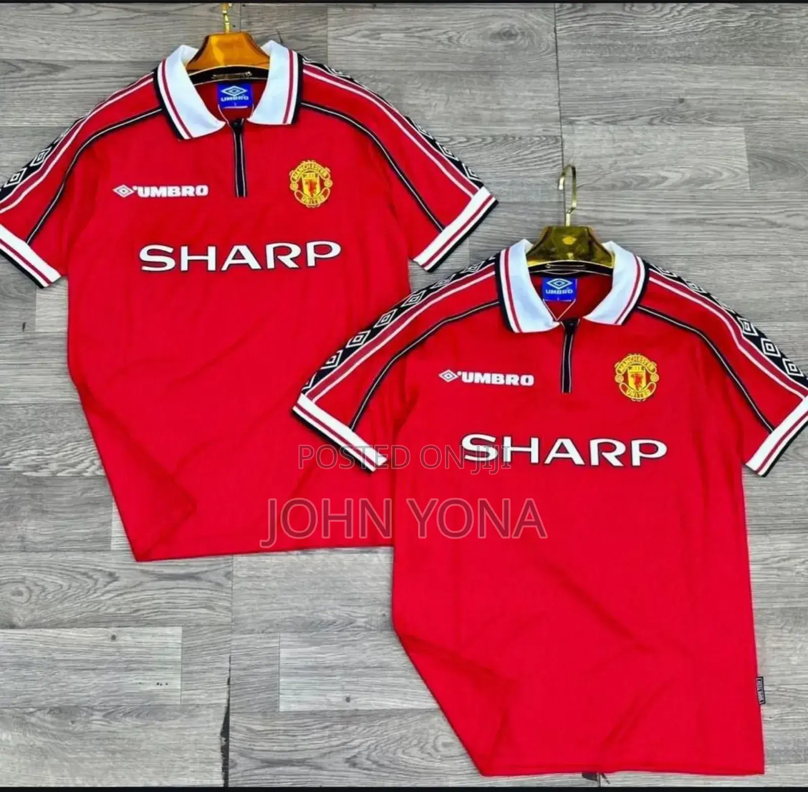 Manchester United Jersey 1999 Sharp Red