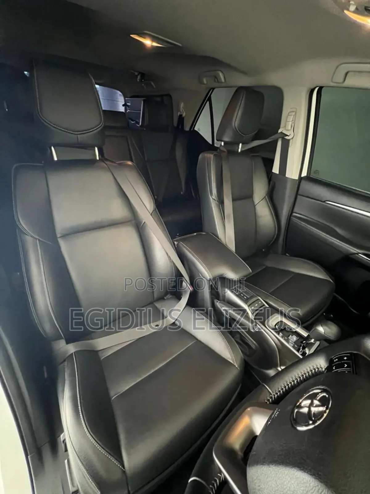 Toyota Fortuner 2023 White