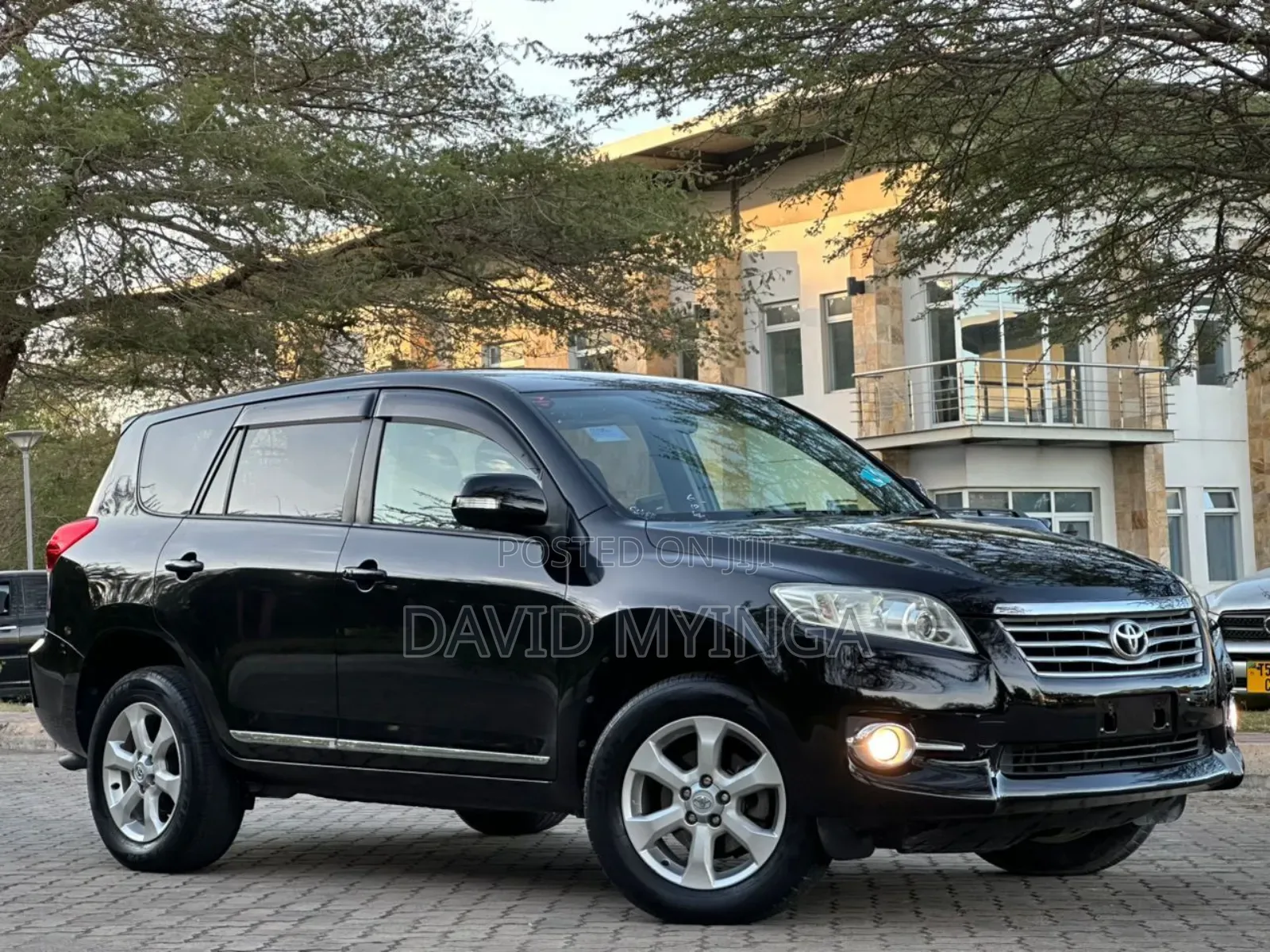Toyota Vanguard 2010 Black