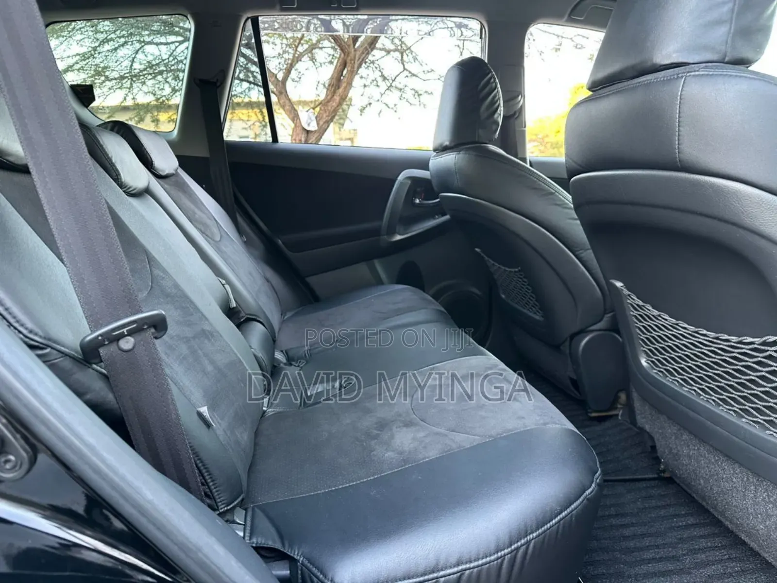 Toyota Vanguard 2010 Black