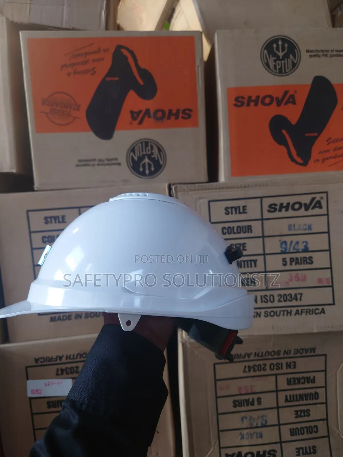 Nikki Underground Helmet
