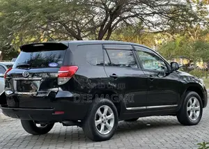 Toyota Vanguard 2010 Black