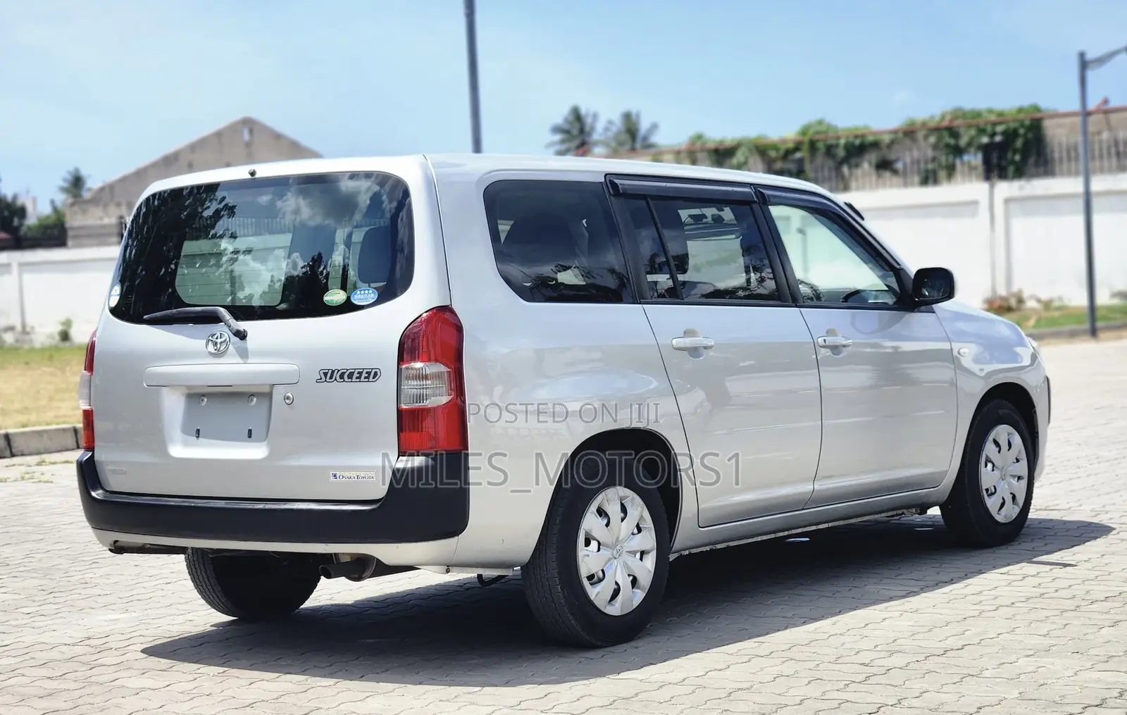 Toyota Succeed 2015 Silver