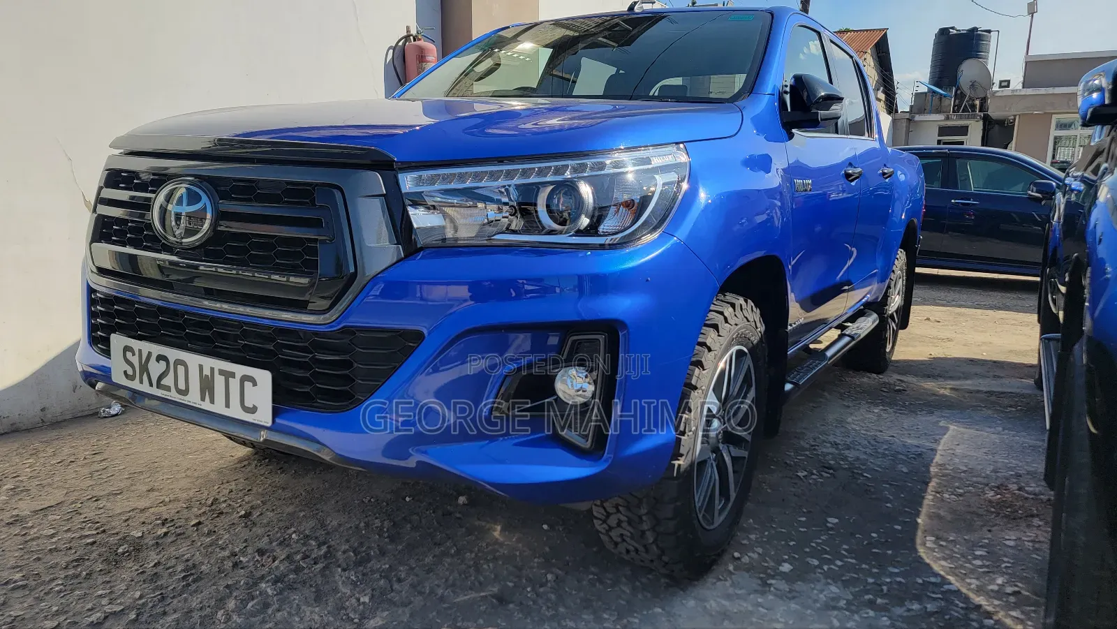 Toyota Hilux 2020 Blue