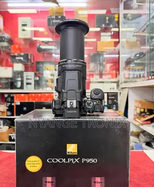 Coolpix P950