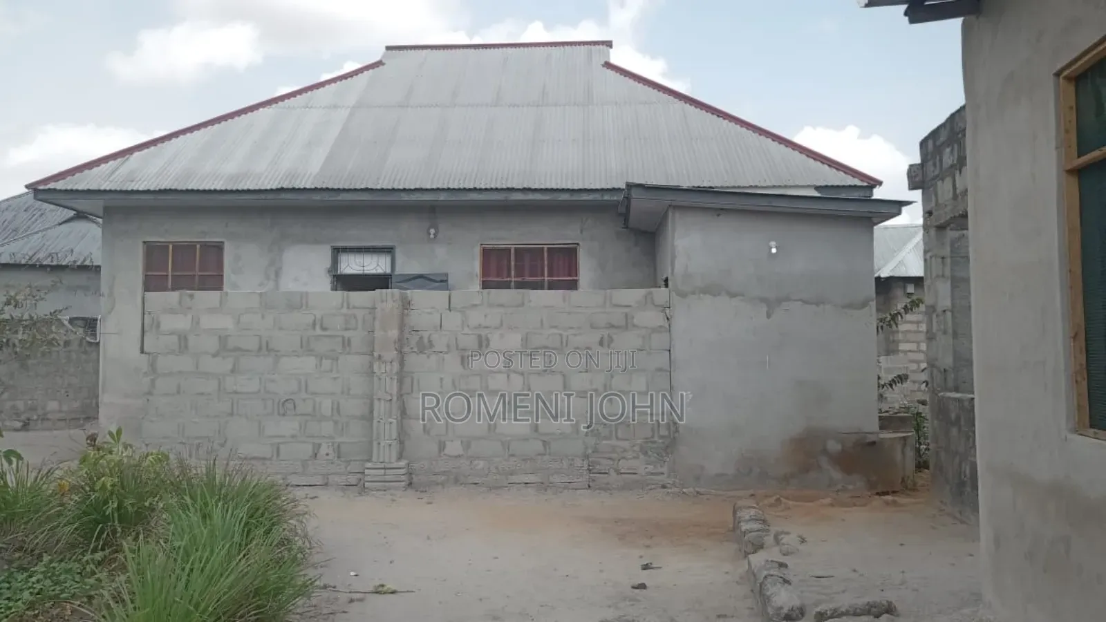 5bdrm House in Tanzania Daresalaam, Ilala for sale