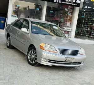 Toyota Mark II 2004 Silver