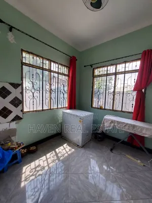 3bdrm House in Msongola for sale